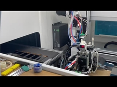 Bewerking van geautomatiseerde productieapparatuur in bedrijfswerkplaatsen